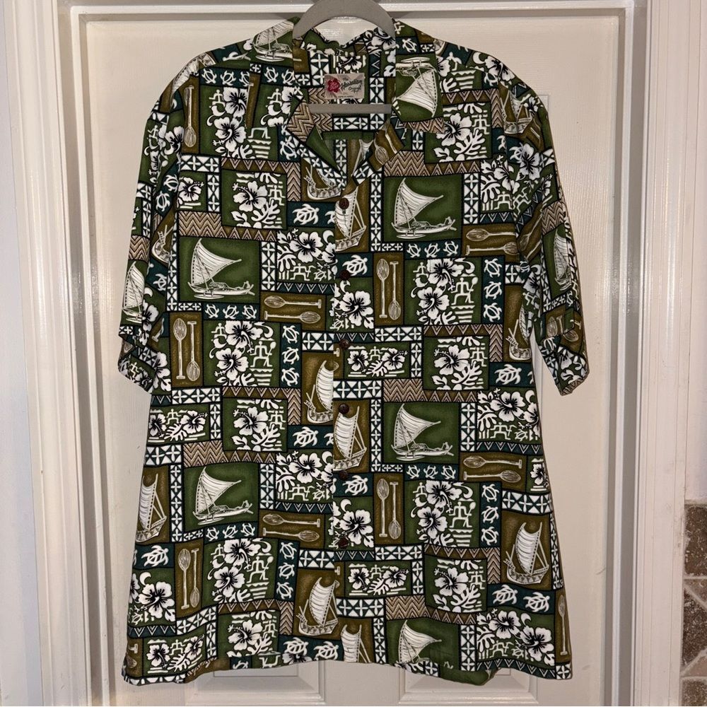 Hilo Hattie Hawaiian Aloha Shirt Button Down 100% Cotton